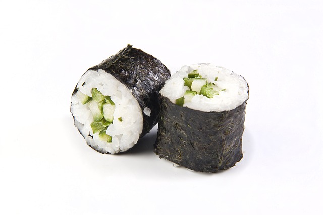 sushi wegańskie - hosomaki