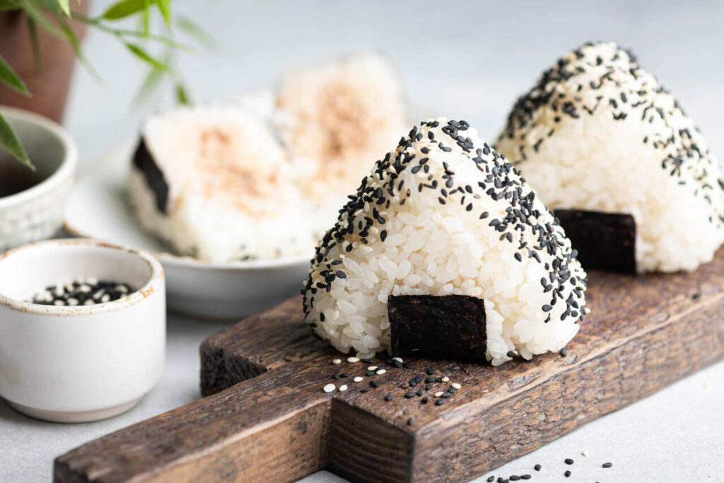 onigiri - japońskie ryżowe kanapki