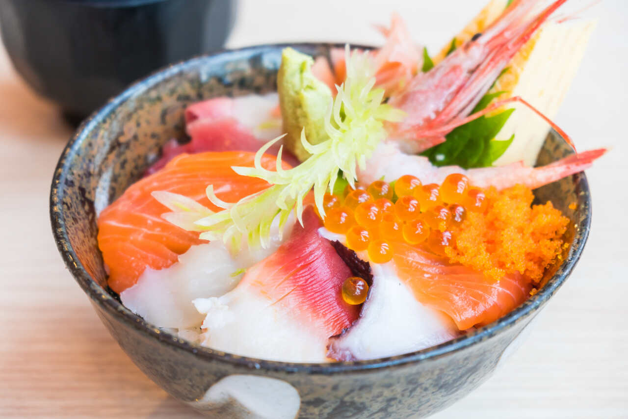 chirashi-zushi